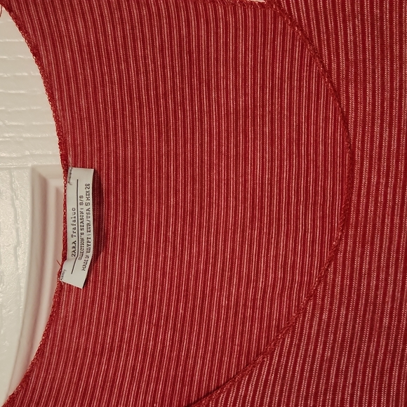 Women's Zara tank top - Picture 2 of 2